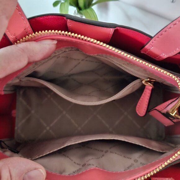 *****SOLD****MICHAEL KORS EMILIA SMALL SATCHEL SHOULDER CROSSBODY BAG GRAPEFRUIT - Picture 6 of 11